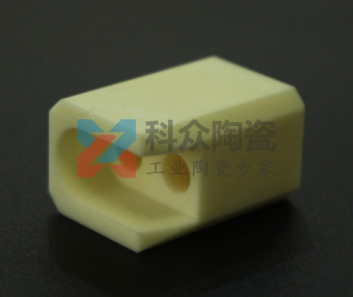 99氧化鋁的加工硬度與加工脆性怎么樣？